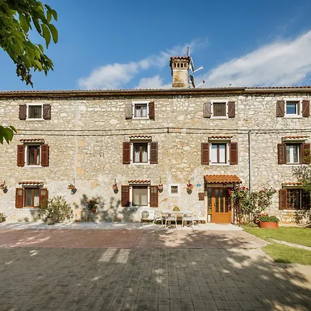 公寓 Mirna Stress Free Vol.2 乌马格