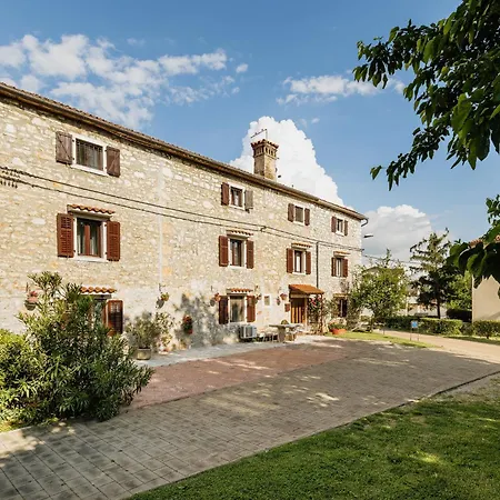 Mirna Stress Free Vol.2 乌马格